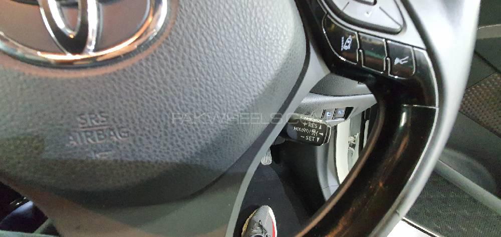 Toyota C-HR 2018 for Sale in Rawalpindi Toyota C-HR 2018 for Sale in Rawalpindi Image-15