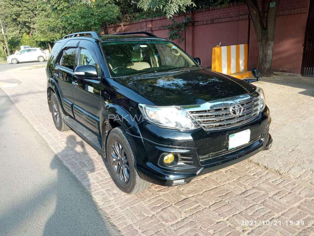 ٹویوٹا فورچیونر 2016 for Sale in لاہور ٹویوٹا فورچیونر 2016 for Sale in لاہور Image-2
