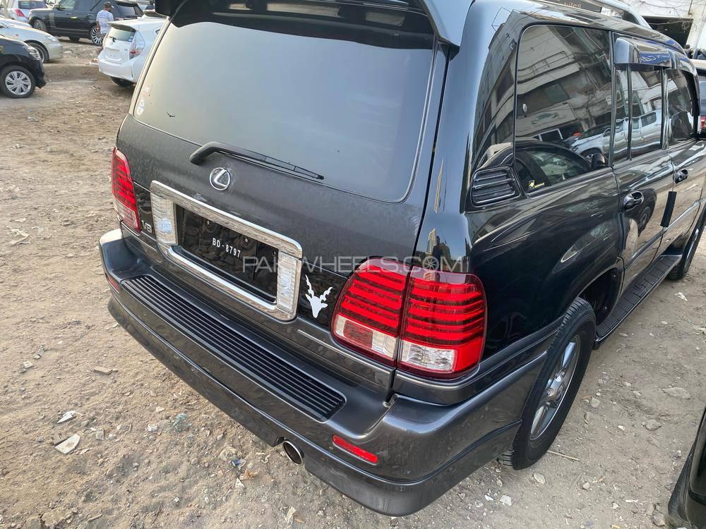Lexus LX Series 2004 for Sale in Karachi Lexus LX Series 2004 for Sale in Karachi Image-8