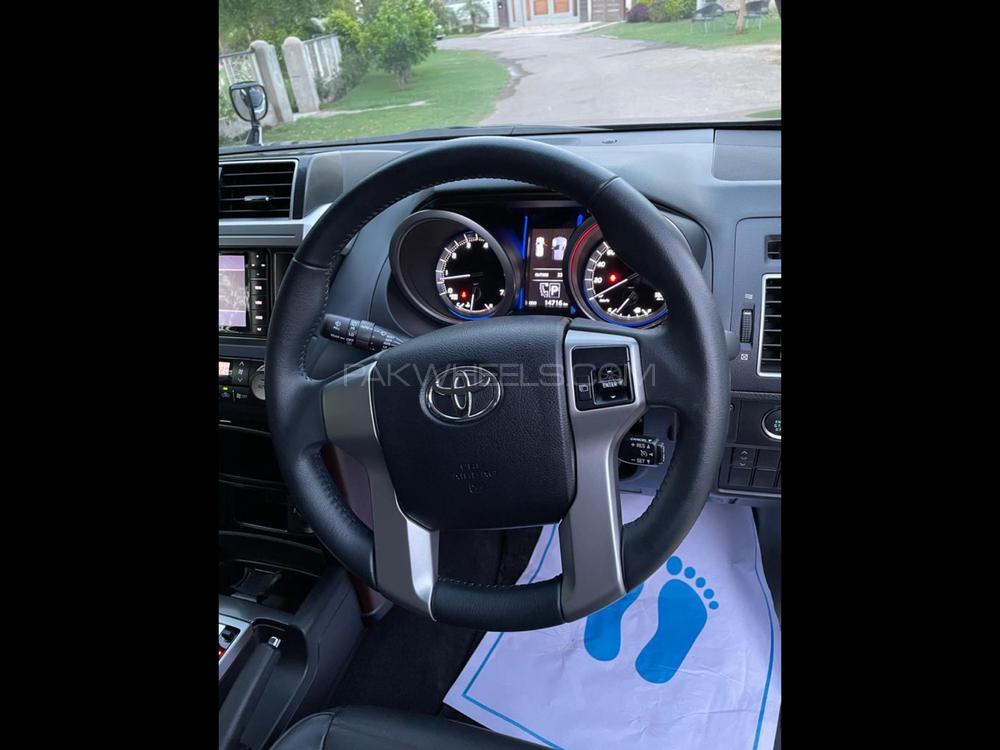 Toyota Prado 2016 for Sale in Multan Toyota Prado 2016 for Sale in Multan Image-6
