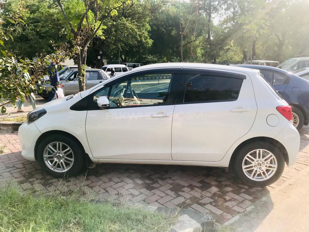 Toyota Vitz 2015 for Sale in Islamabad Toyota Vitz 2015 for Sale in Islamabad Image-5