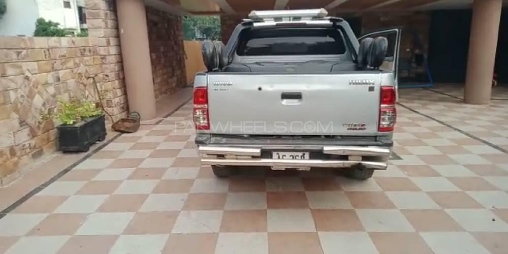 ٹویوٹا ہائیلکس 2013 for Sale in فیصل آباد ٹویوٹا ہائیلکس 2013 for Sale in فیصل آباد Image-5