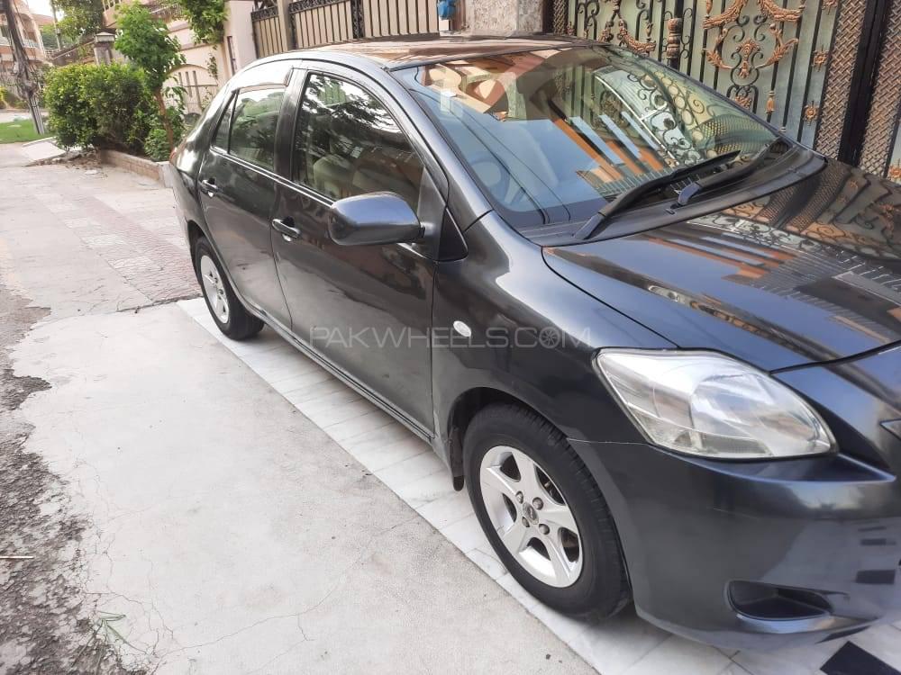 Toyota Belta 2005 for Sale in Lahore Image-1