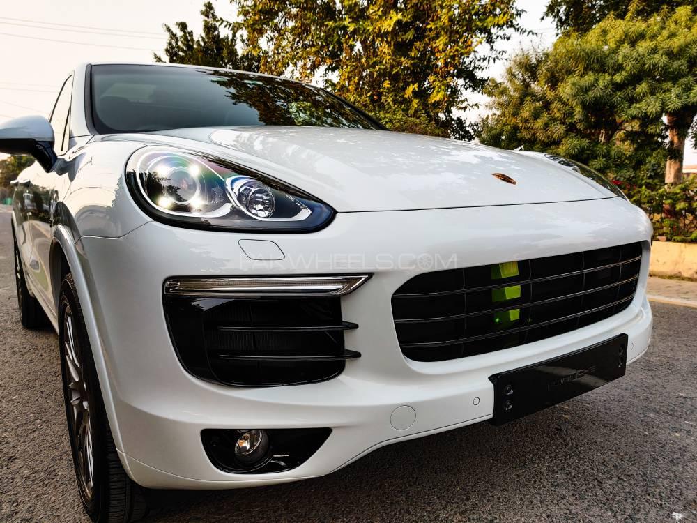 Porsche Cayenne 2017 for Sale in Lahore Porsche Cayenne 2017 for Sale in Lahore Image-3