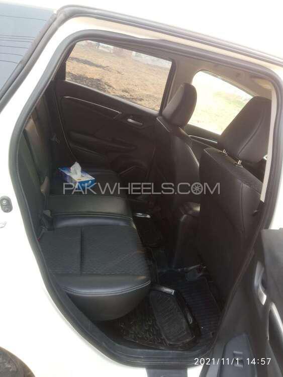 Honda Fit 2013 for Sale in Lahore Honda Fit 2013 for Sale in Lahore Image-14