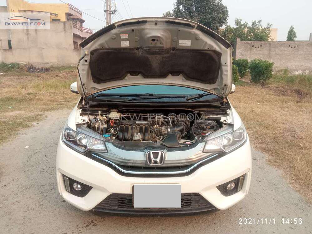 Honda Fit 2013 for Sale in Lahore Honda Fit 2013 for Sale in Lahore Image-8