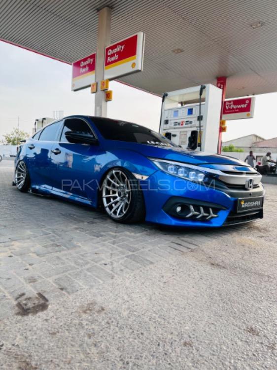 Honda Civic - 2017  Image-1