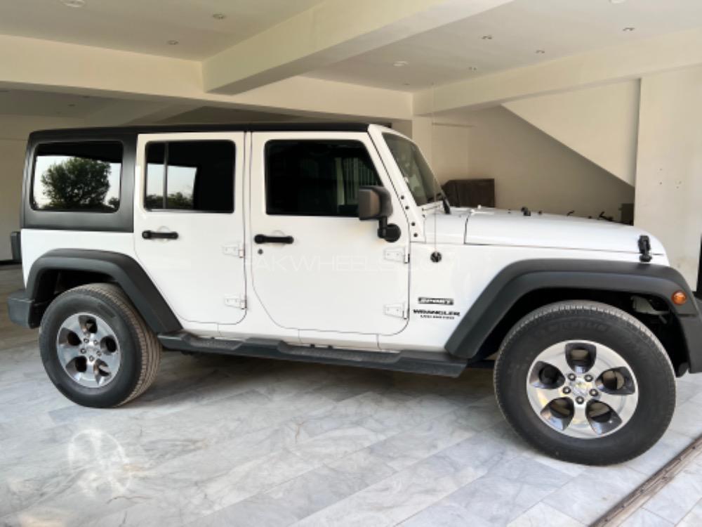 Jeep Wrangler 2016 for Sale in Islamabad Jeep Wrangler 2016 for Sale in Islamabad Image-4