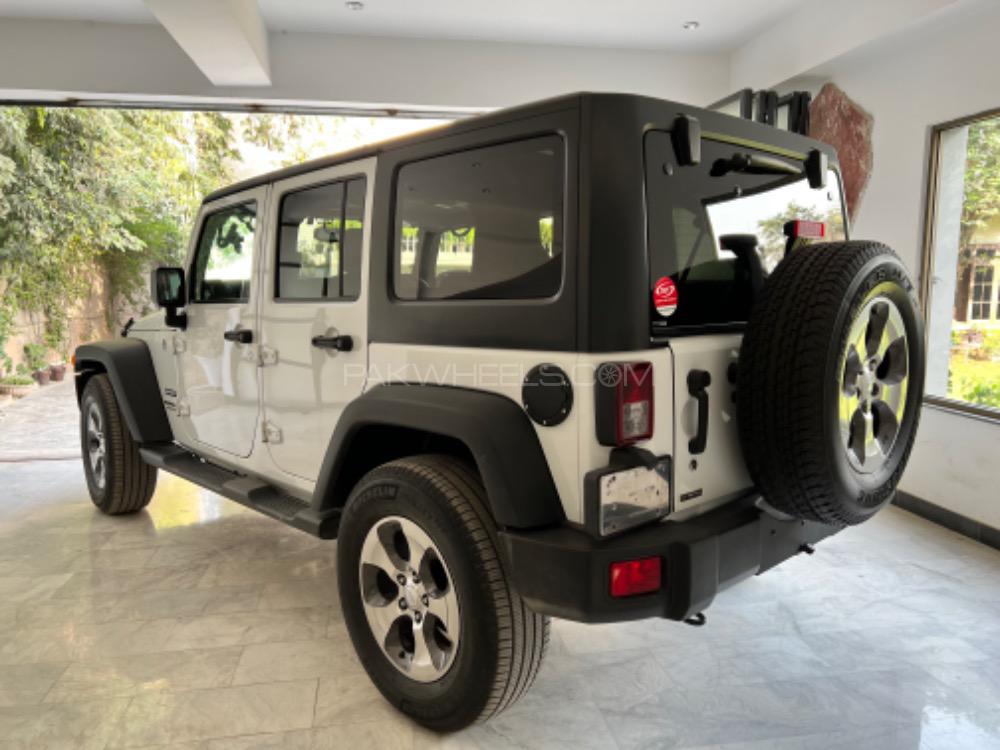 Jeep Wrangler 2016 for Sale in Islamabad Jeep Wrangler 2016 for Sale in Islamabad Image-12