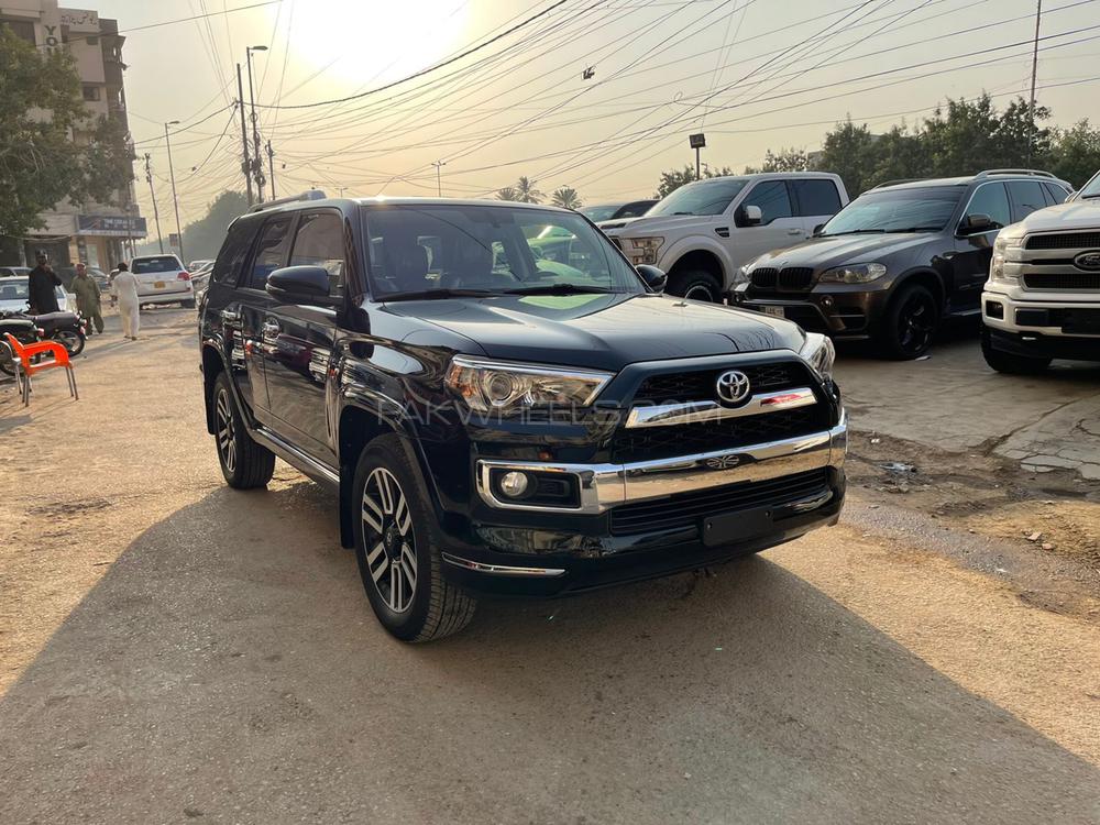 Toyota Surf 2017 for Sale in Karachi Toyota Surf 2017 for Sale in Karachi Image-4
