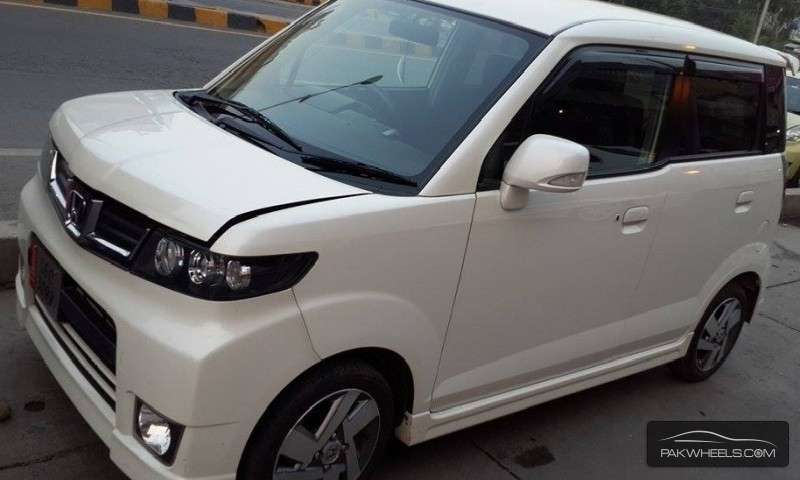 Honda Zest 2010 for Sale in Rawalpindi Image-1