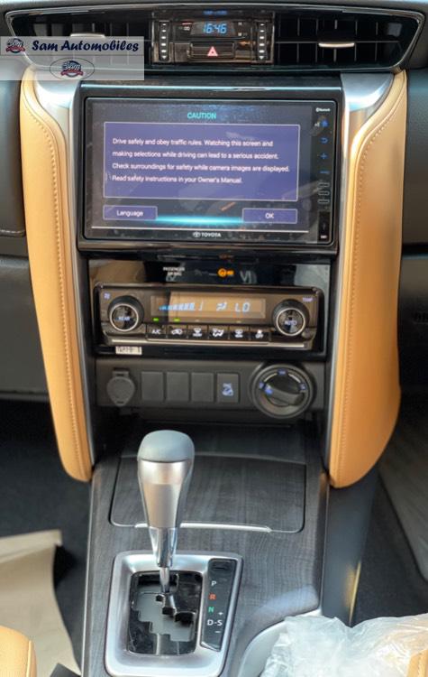 Toyota Fortuner 2021 for Sale in Karachi Toyota Fortuner 2021 for Sale in Karachi Image-7