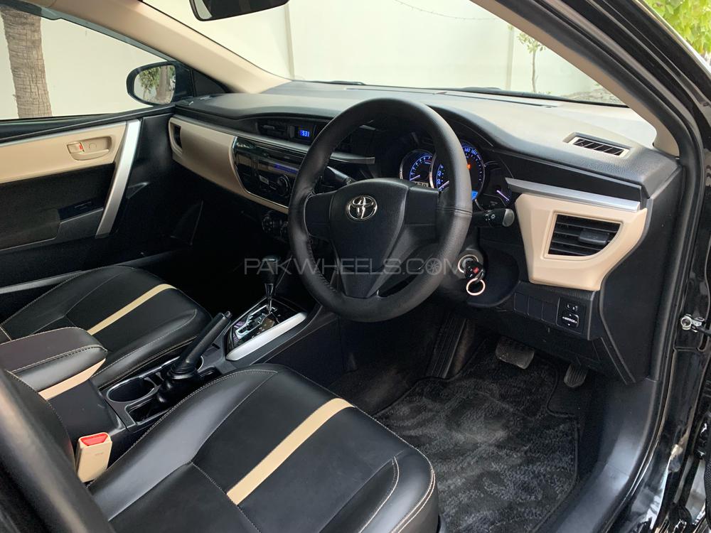 Toyota Corolla 2016 for Sale in Karachi Toyota Corolla 2016 for Sale in Karachi Image-12