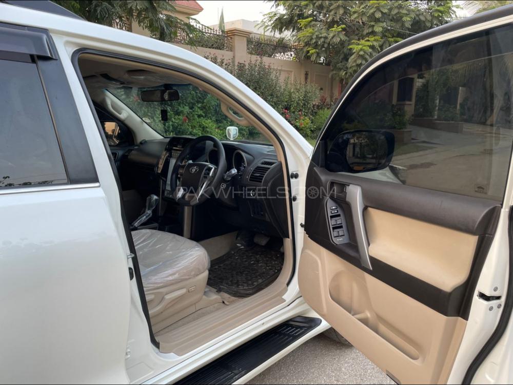 Toyota Prado 2012 for Sale in Karachi Toyota Prado 2012 for Sale in Karachi Image-9