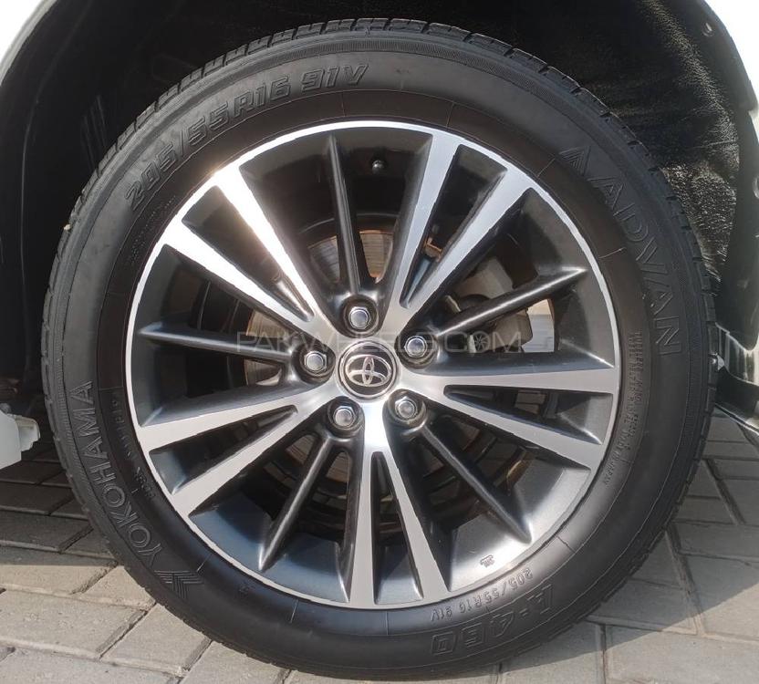 Toyota Corolla 2019 for Sale in Multan Toyota Corolla 2019 for Sale in Multan Image-12