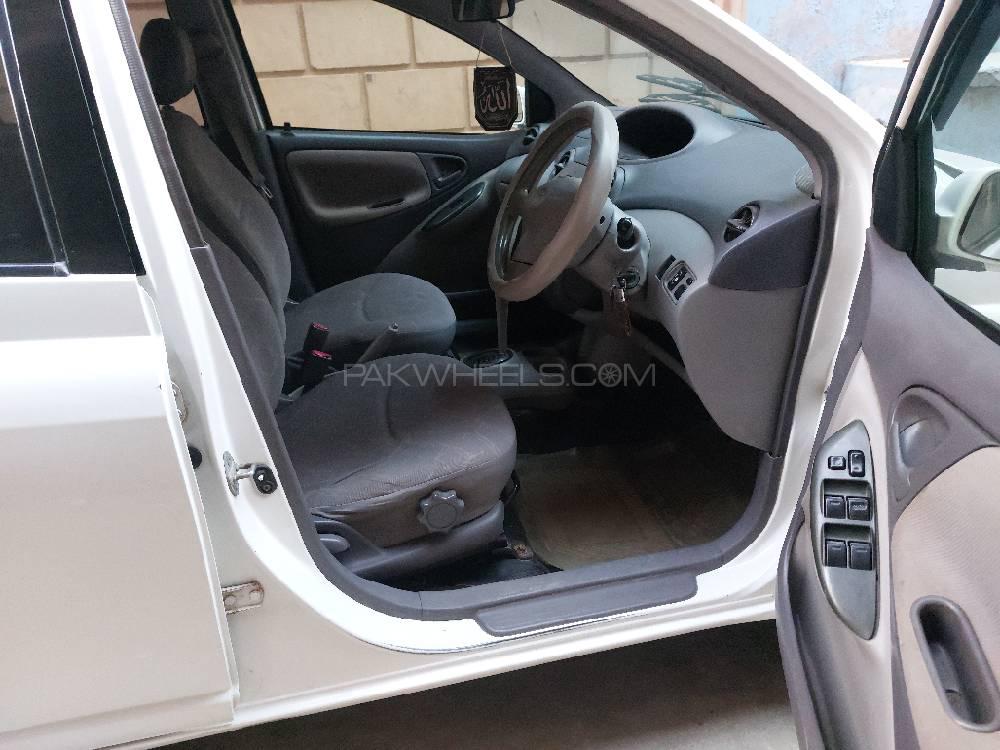 Toyota Platz 2002 for Sale in Karachi Toyota Platz 2002 for Sale in Karachi Image-6
