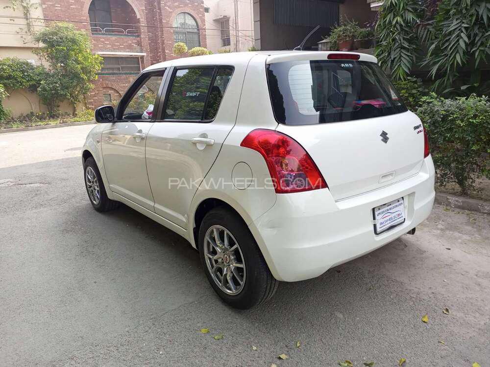 Suzuki Swift 2013 for Sale in Lahore Suzuki Swift 2013 for Sale in Lahore Image-5