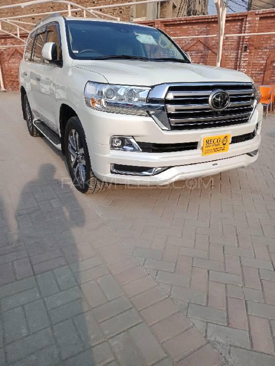 Toyota Land Cruiser 2016 for Sale in Lahore Image-1