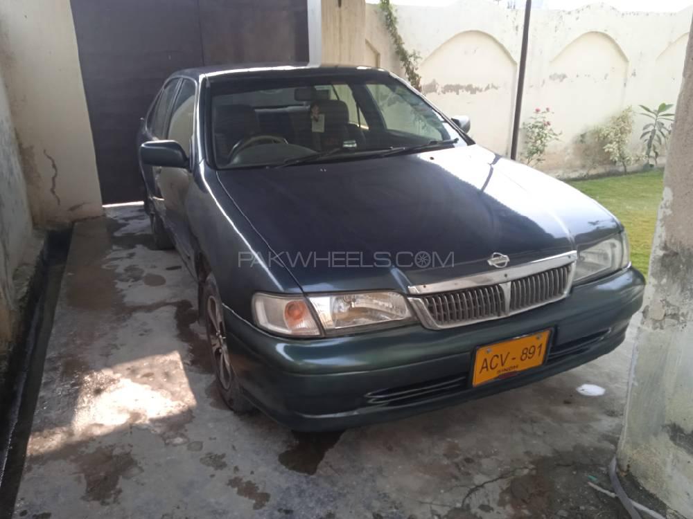 Nissan Sunny 2001 for Sale in Nowshera Image-1