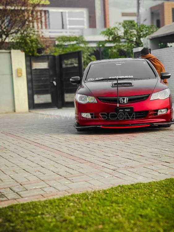 Honda Civic - 2011  Image-1