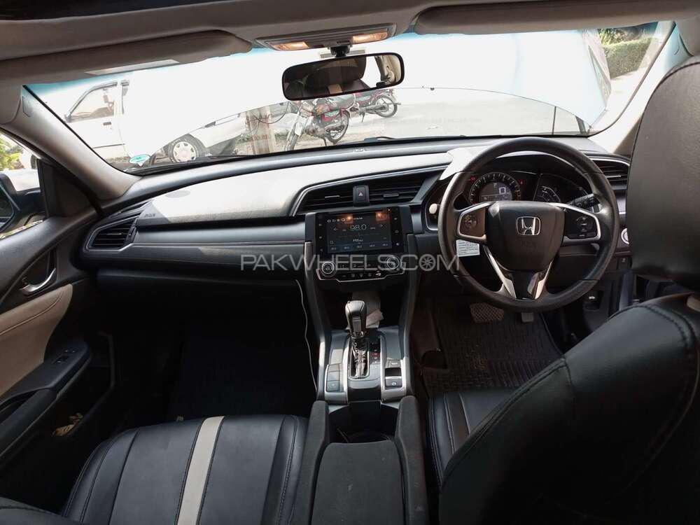 Honda Civic 2018 for Sale in Lahore Honda Civic 2018 for Sale in Lahore Image-10