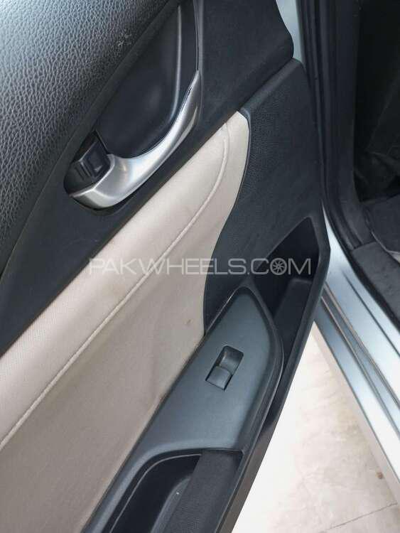 Honda Civic 2018 for Sale in Lahore Honda Civic 2018 for Sale in Lahore Image-14