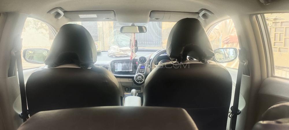 Honda Insight 2013 for Sale in Multan Honda Insight 2013 for Sale in Multan Image-4
