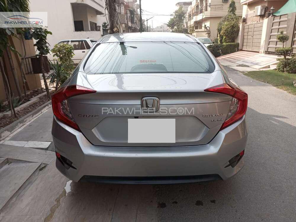 Honda Civic 2018 for Sale in Lahore Honda Civic 2018 for Sale in Lahore Image-6