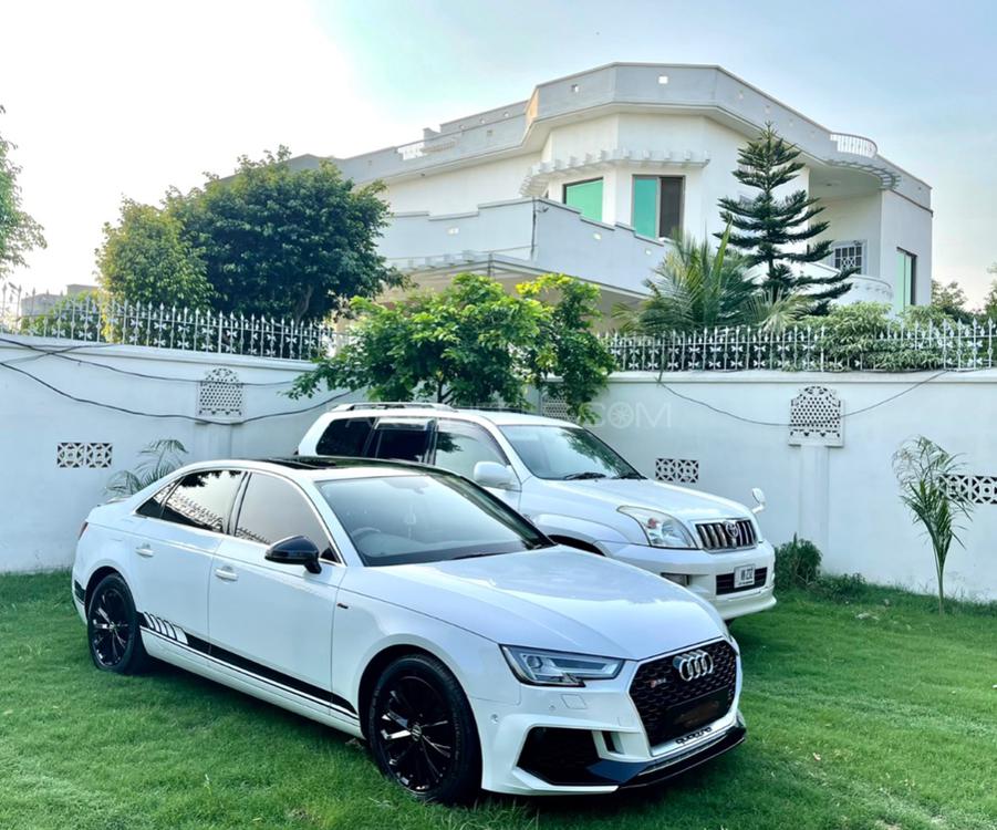 Audi A4 2016 for Sale in Sialkot Audi A4 2016 for Sale in Sialkot Image-3