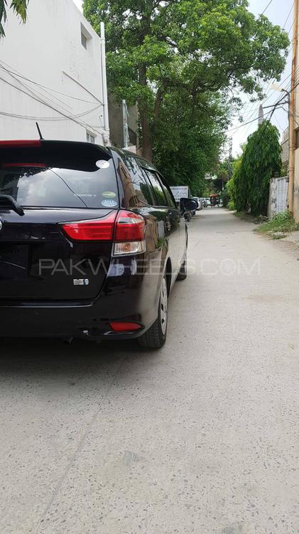 Toyota Corolla Fielder 2021 for Sale in Lahore Toyota Corolla Fielder 2021 for Sale in Lahore Image-6