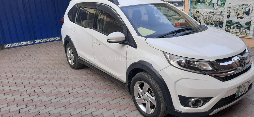 Honda BR-V 2017 for Sale in Lahore Honda BR-V 2017 for Sale in Lahore Image-3
