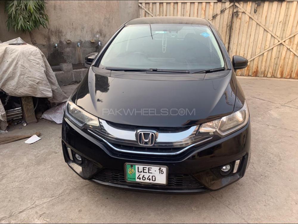Honda Fit 2015 for Sale in Gujranwala Honda Fit 2015 for Sale in Gujranwala Image-3