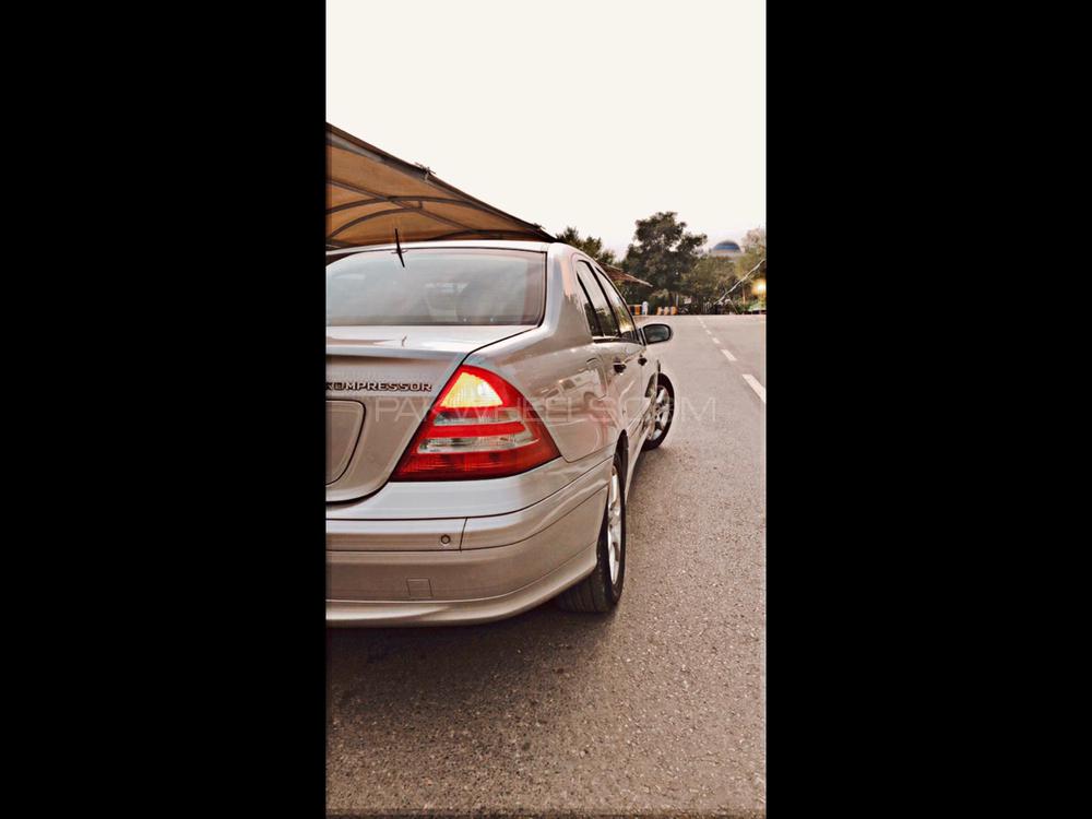Mercedes Benz C Class 2005 for Sale in Rawalpindi Mercedes Benz C Class 2005 for Sale in Rawalpindi Image-5