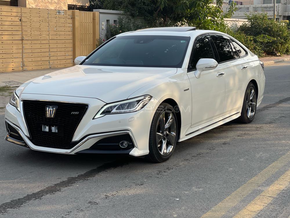 Toyota Crown 2018 for Sale in Lahore Image-1