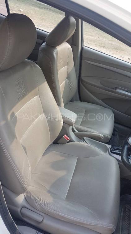 Honda City 2013 for Sale in Lahore Honda City 2013 for Sale in Lahore Image-7