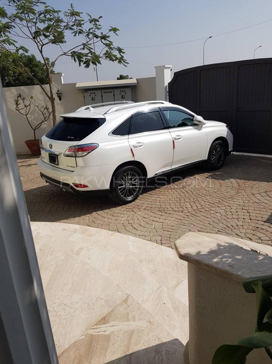 Lexus RX Series 2012 for Sale in Lahore Lexus RX Series 2012 for Sale in Lahore Image-2