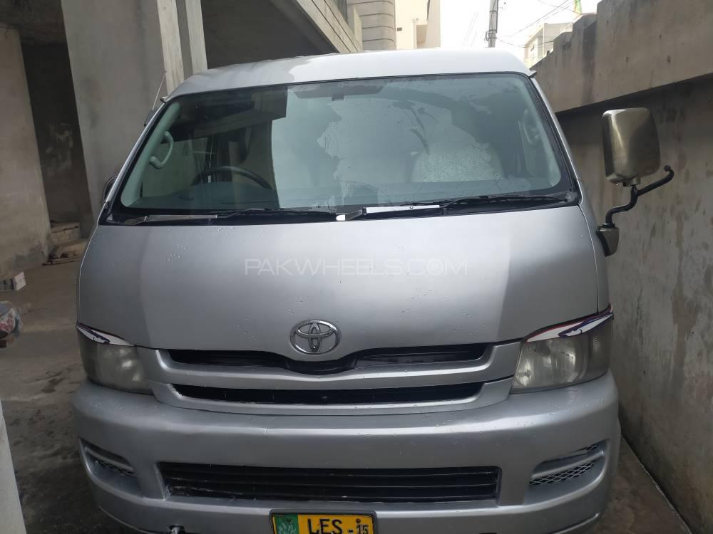 Toyota Hiace 2015 for Sale in Kamoke Toyota Hiace 2015 for Sale in Kamoke Image-7