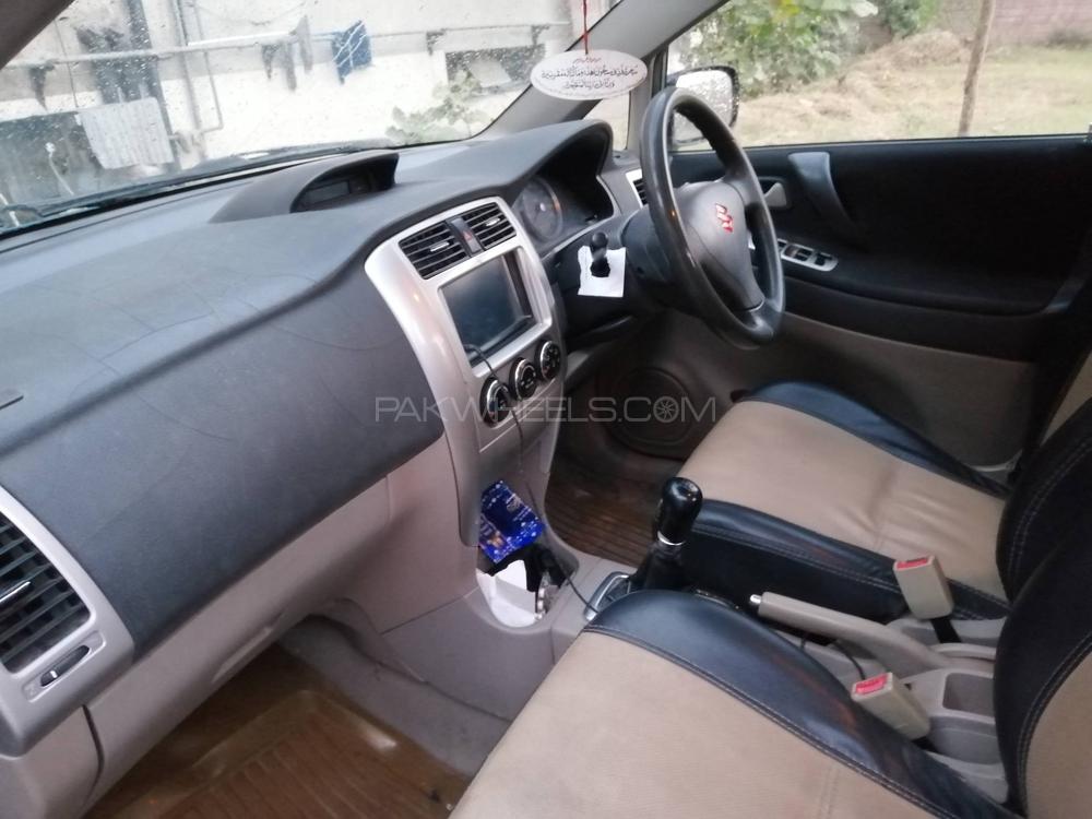 Suzuki Liana 2009 for Sale in Lahore Suzuki Liana 2009 for Sale in Lahore Image-4