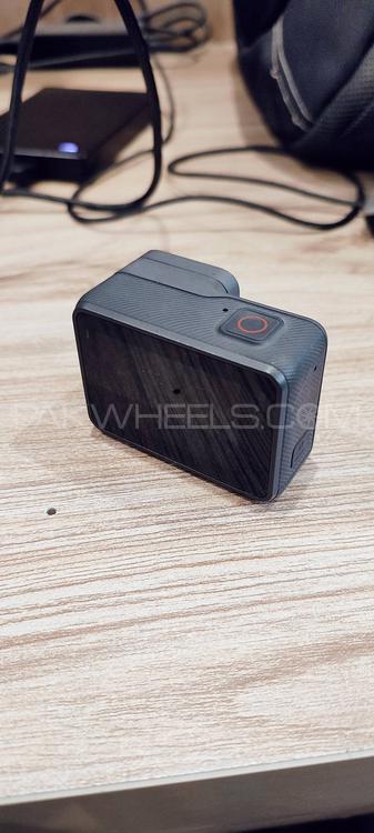 GoPro Hero 5 Black Camera Image-1