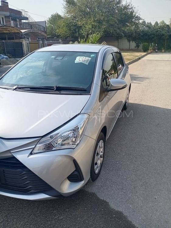 Toyota Vitz 2018 for Sale in Peshawar Toyota Vitz 2018 for Sale in Peshawar Image-3