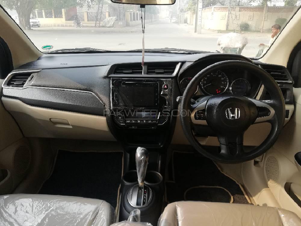 Honda BR-V 2020 for Sale in Multan Honda BR-V 2020 for Sale in Multan Image-13
