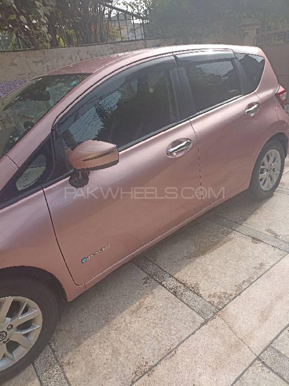 Nissan Note 2018 for Sale in Lahore Nissan Note 2018 for Sale in Lahore Image-2