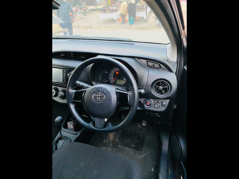 Toyota Vitz 2018 for Sale in Gujranwala Toyota Vitz 2018 for Sale in Gujranwala Image-7