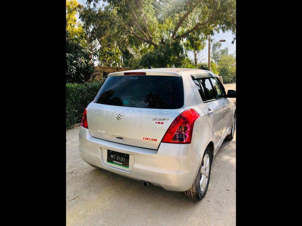 Suzuki Swift 2013 for Sale in Peshawar Image-1