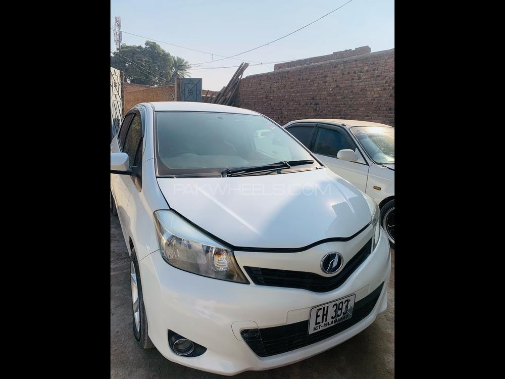 Toyota Vitz 2011 for Sale in Peshawar Toyota Vitz 2011 for Sale in Peshawar Image-6
