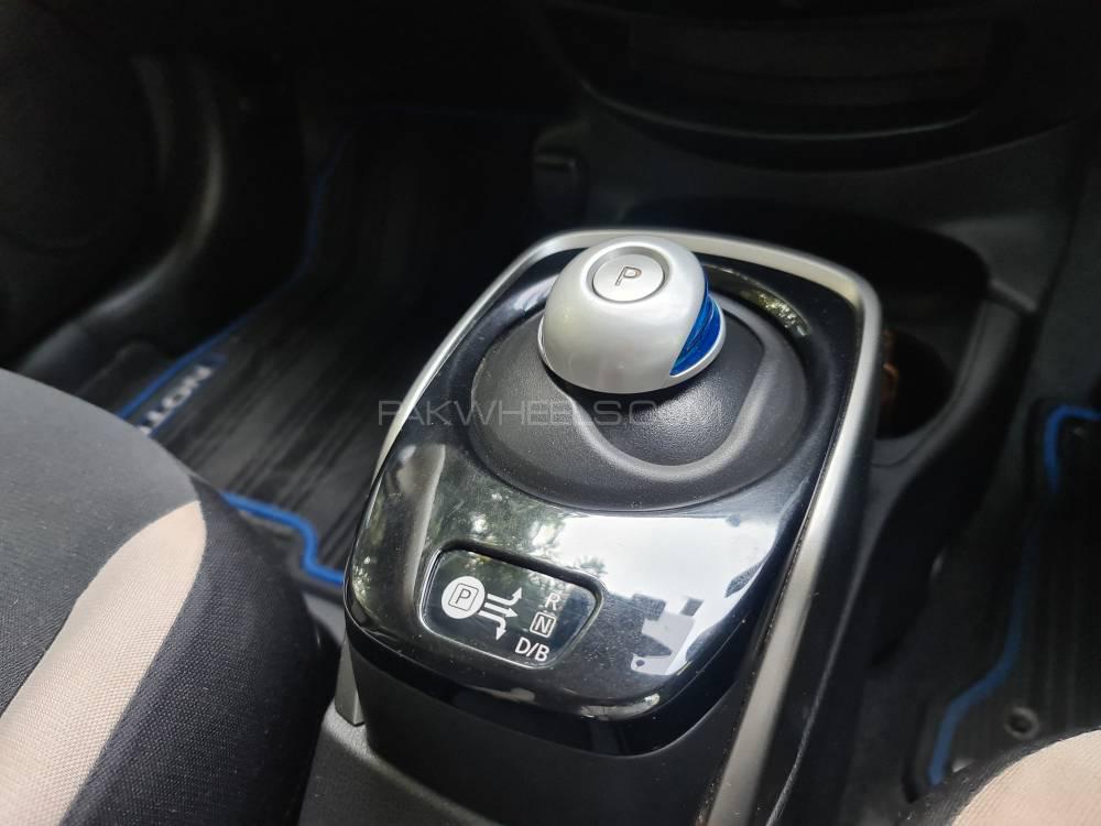 Nissan Note 2018 for Sale in Lahore Nissan Note 2018 for Sale in Lahore Image-13