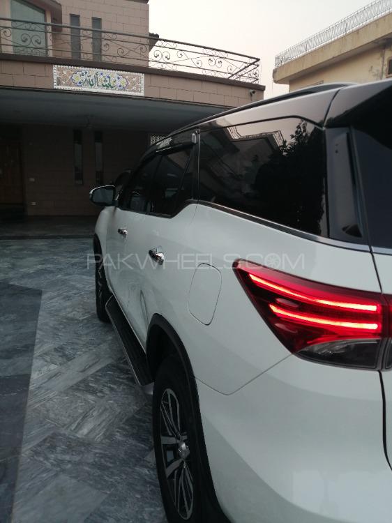 Toyota Fortuner 2018 for Sale in Sahiwal Toyota Fortuner 2018 for Sale in Sahiwal Image-5