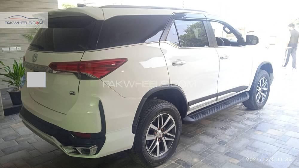 Toyota Fortuner 2021 for Sale in Lahore Toyota Fortuner 2021 for Sale in Lahore Image-4