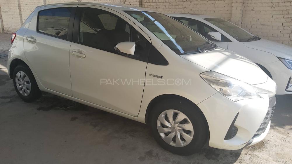 Toyota Vitz 2017 for Sale in Islamabad Toyota Vitz 2017 for Sale in Islamabad Image-4