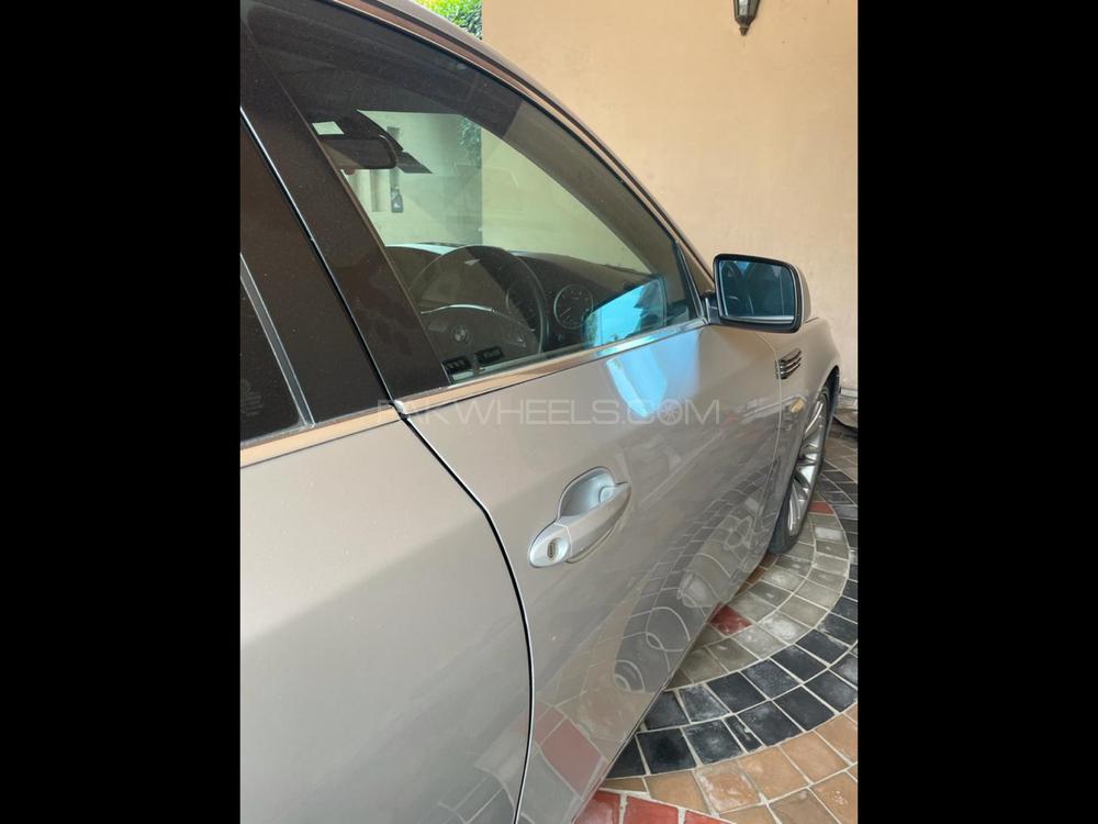BMW 5 Series 2004 for Sale in Lahore BMW 5 Series 2004 for Sale in Lahore Image-5